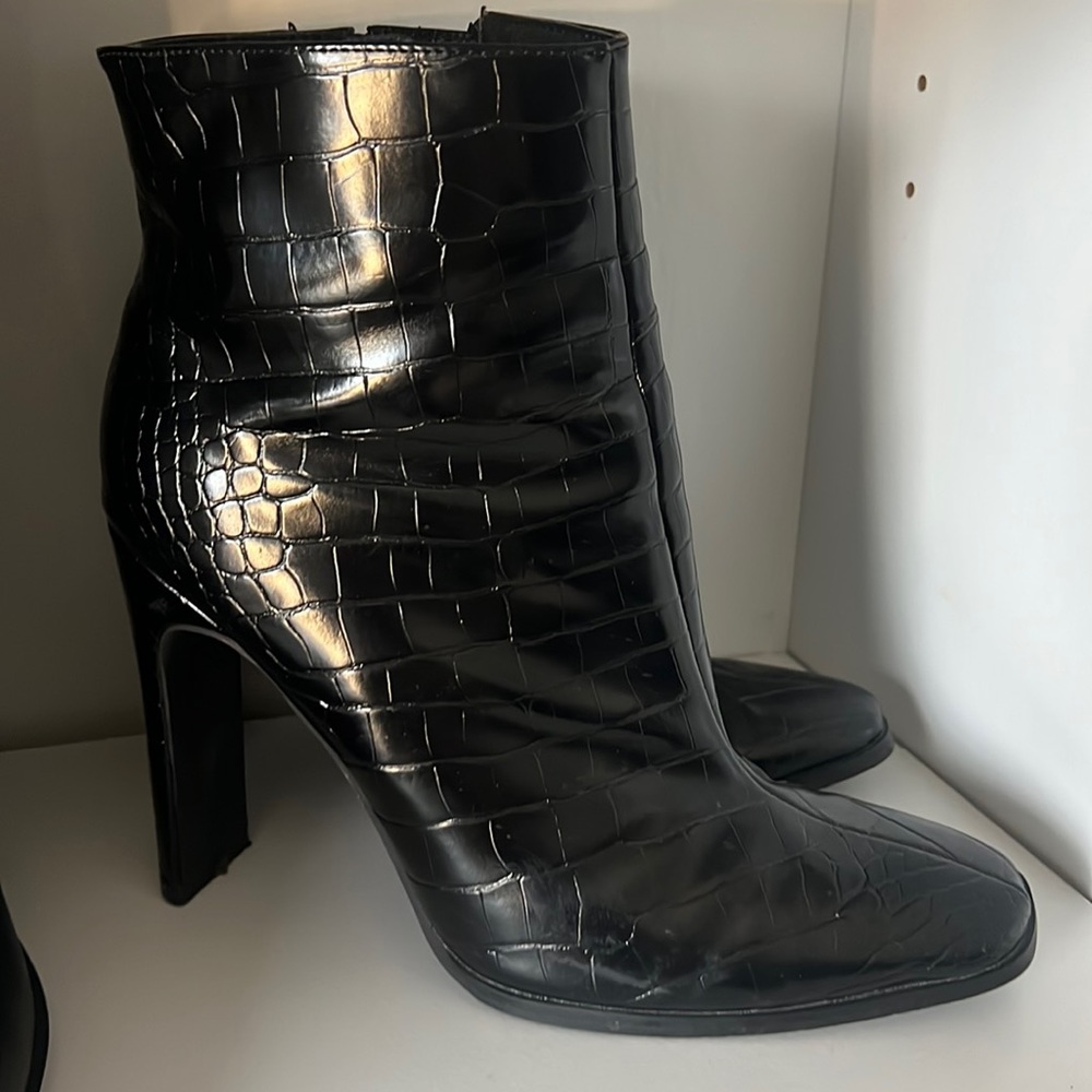 Crocodile black womens booties - Picture 1 of 3